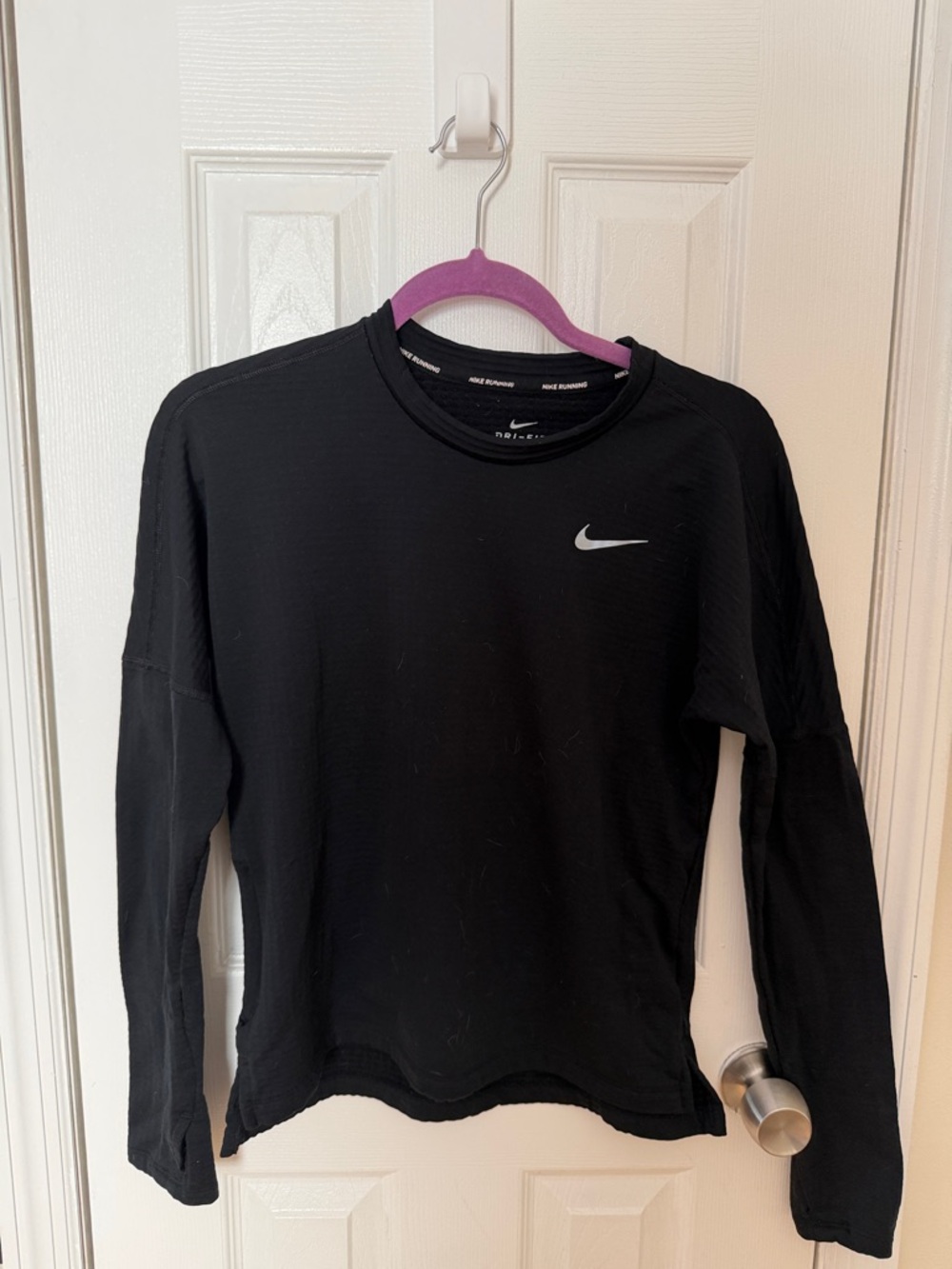 Nike Black Long Sleeve Athletic Crew thumbholes with Silver Swoosh